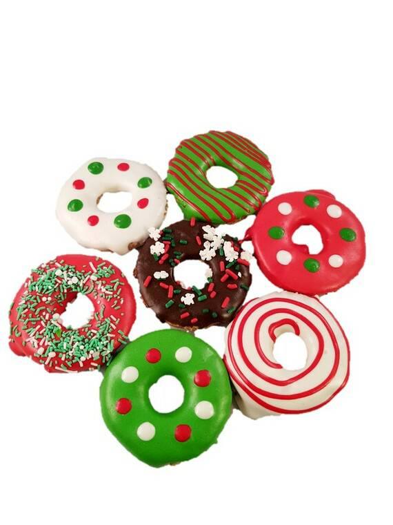 Christmas Doggy Donut Large Biscuit