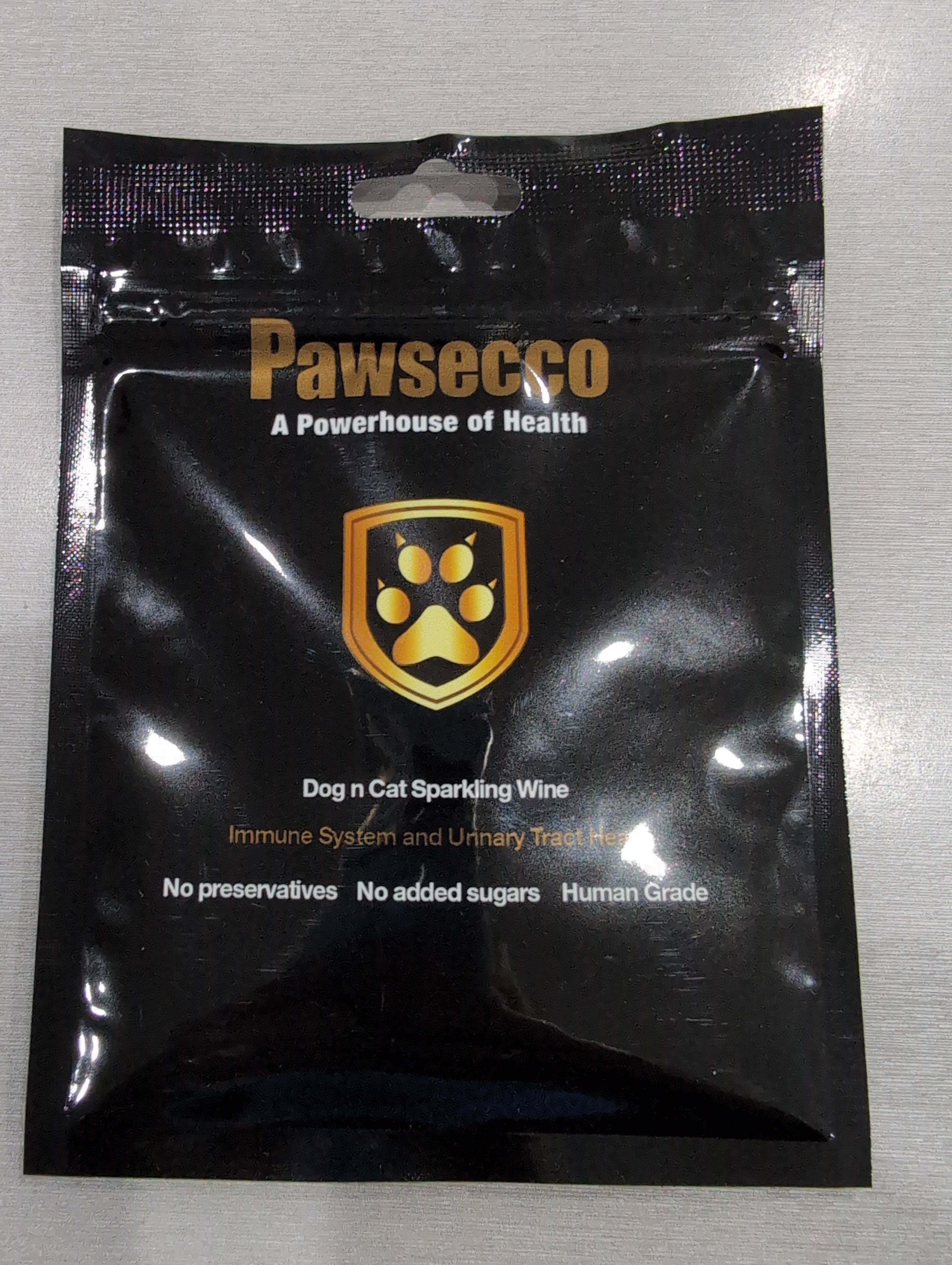 Pawsecco